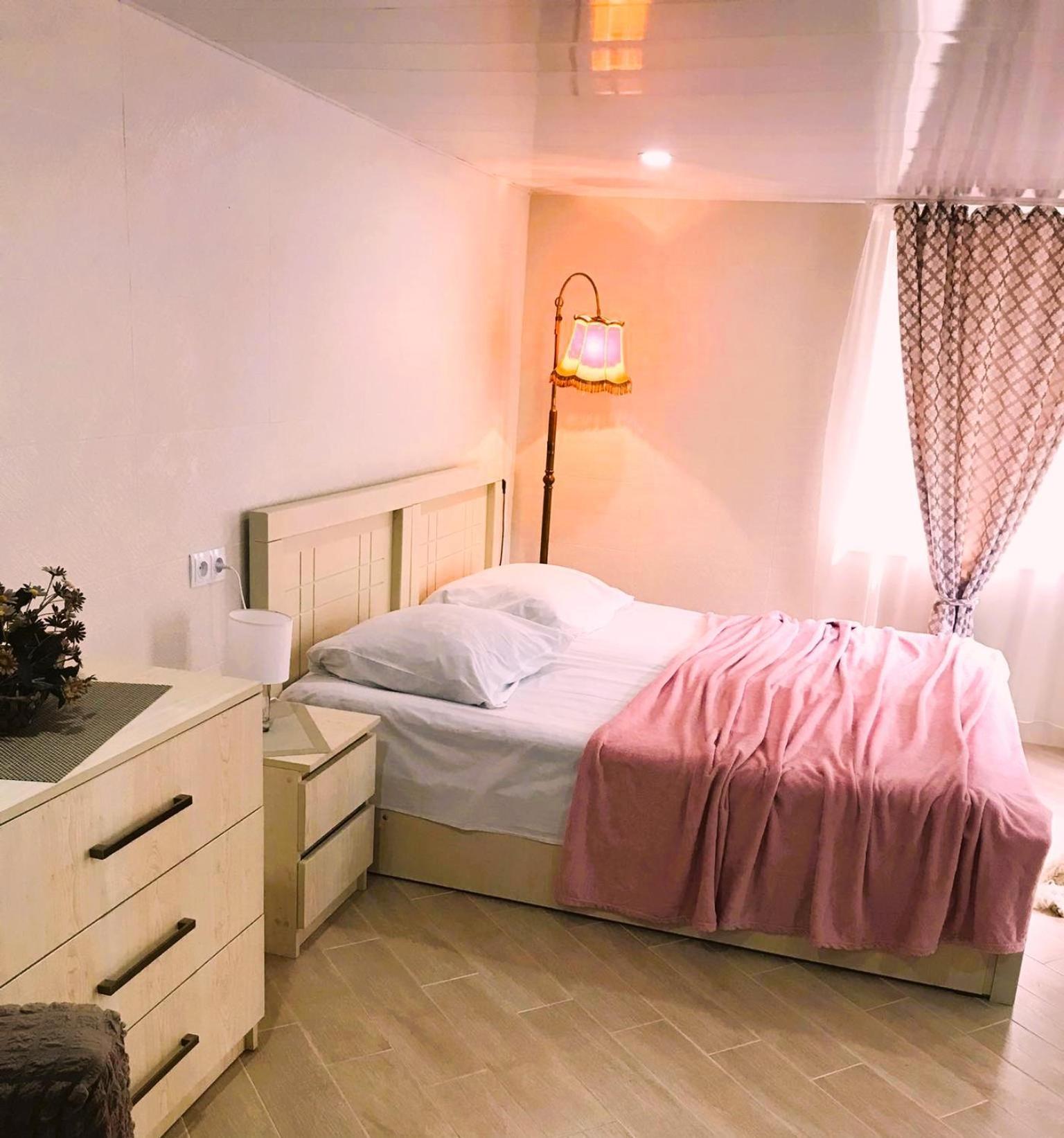 Apartment 19 Koetaisi Buitenkant foto