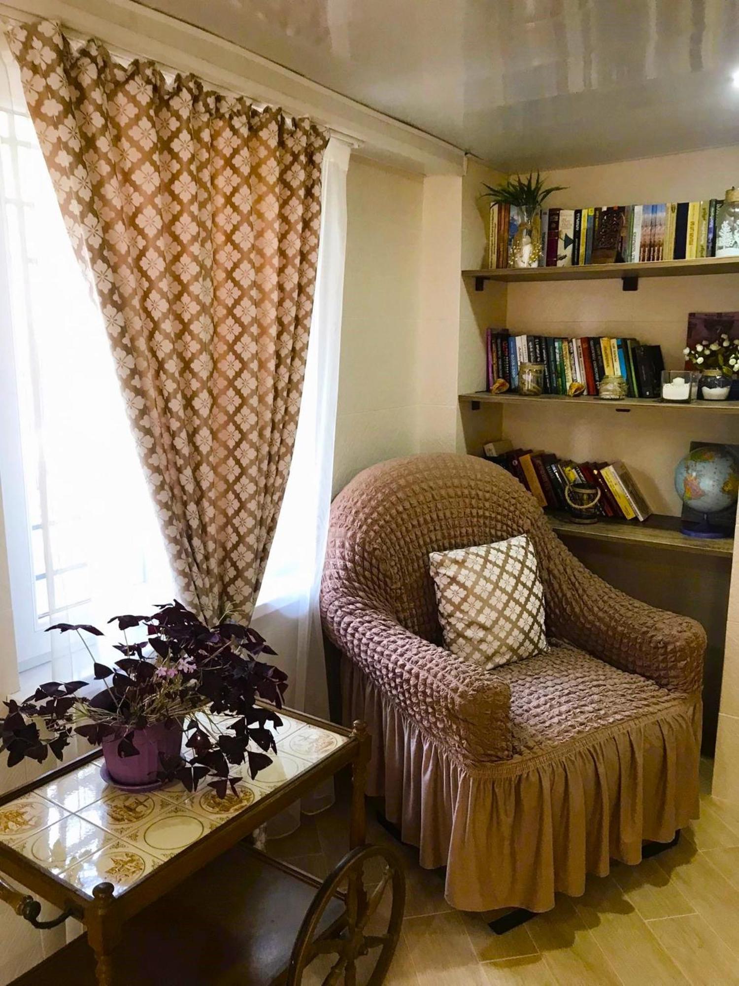 Apartment 19 Koetaisi Buitenkant foto